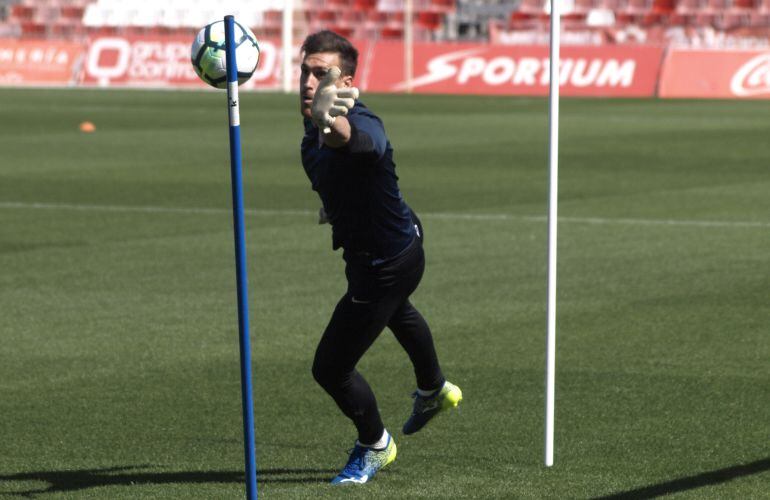 Fernando Martínez seguirá en el Almería.