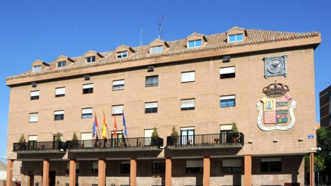 Fachada del Ayuntamiento de Móstoles