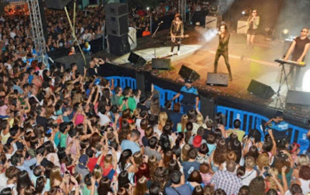 Concierto de Nancys Rubias en las fiestas de Alcorcón en 2013 (foto de archivo)