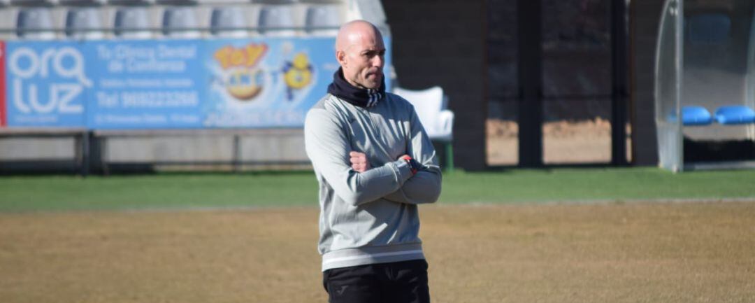 César Láinez en un entrenamiento 