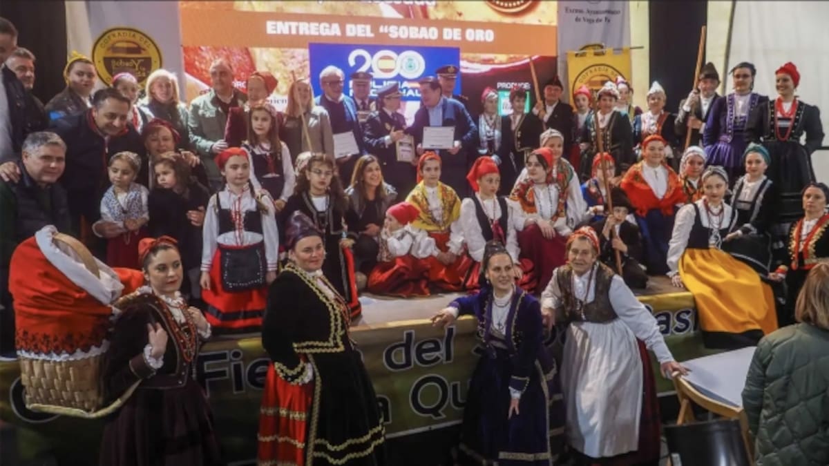 Vega de Pas acoge hasta el domingo la octava Fiesta del Sobao y la Quesada