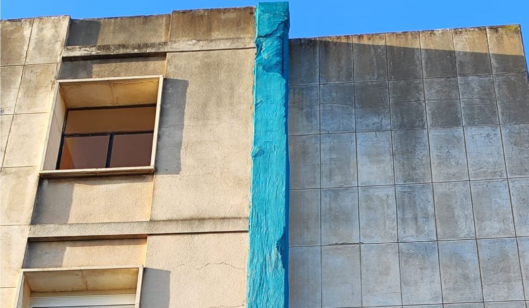 Fachada del edificio que alberga el CEIP La Aneja de Alicante