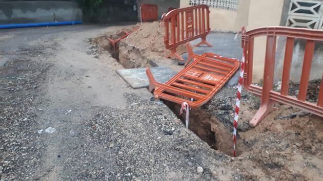 Obras en el camino de Bateig de Elda