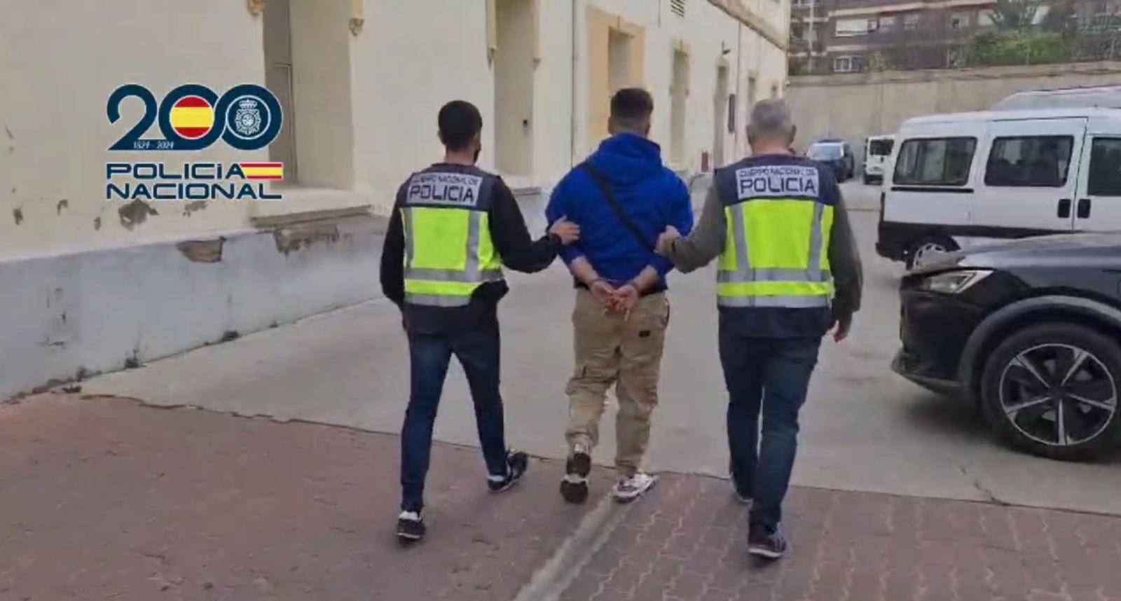 Detenidos dos varones por agredir a tres aficionados del Villareal CF