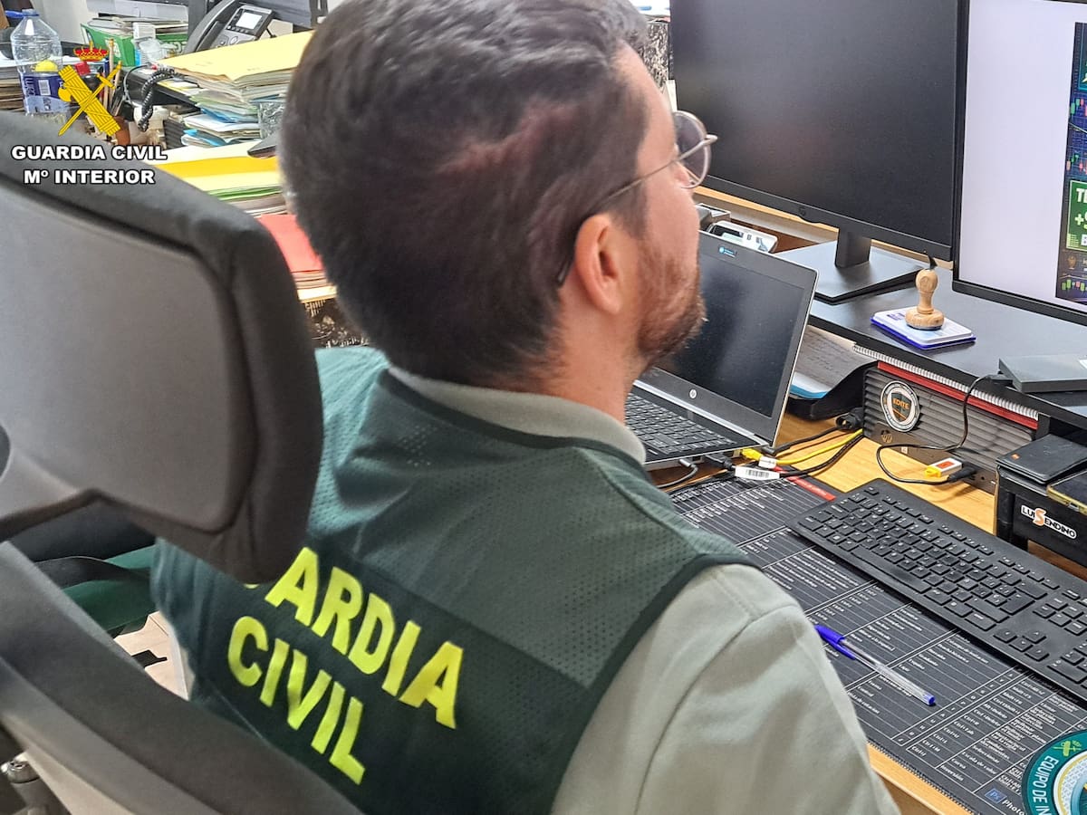La Guardia Civil investiga en Palencia una estafa de más de 358.000 euros en falsas inversiones en criptomonedas