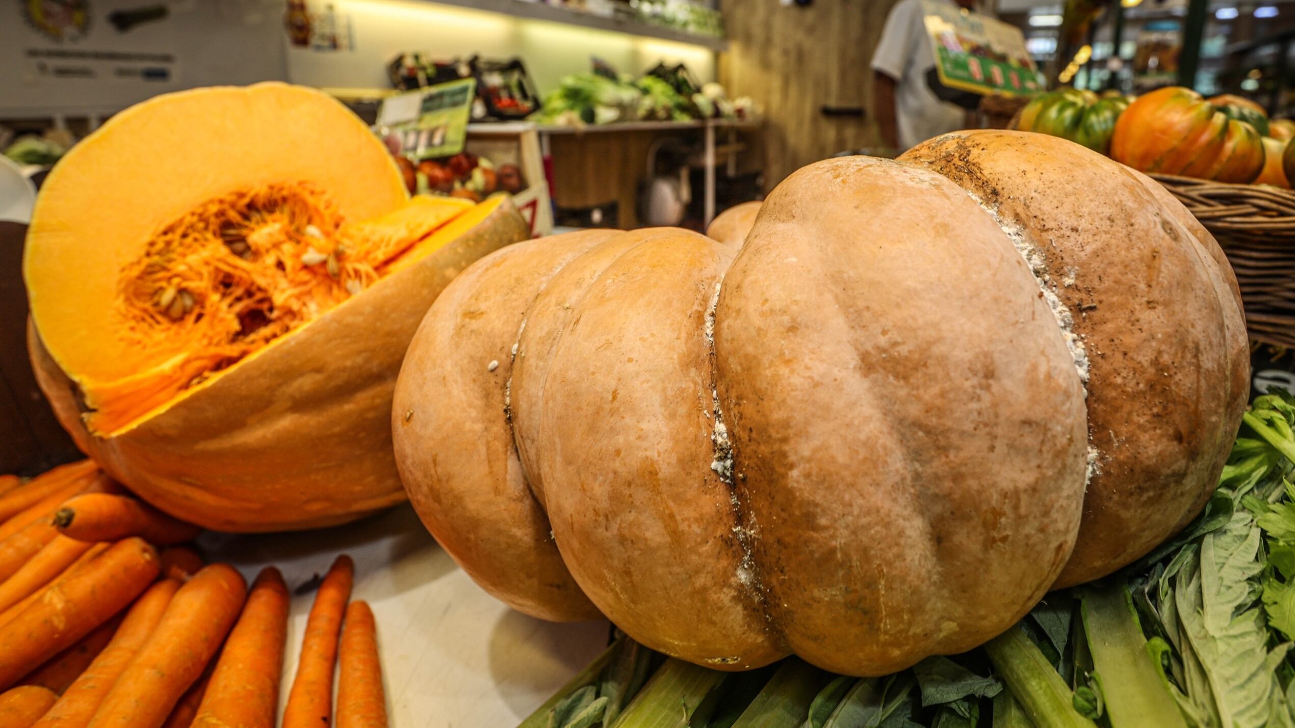 Con la proximidad de Halloween, las calabazas se convierten en las auténticas protagonistas de jardines, hogares y mesas.