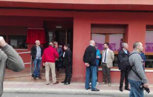 El exalcalde de Ponferrada, Samuel Folgueral, momentos antes de la llegada de Zapatero