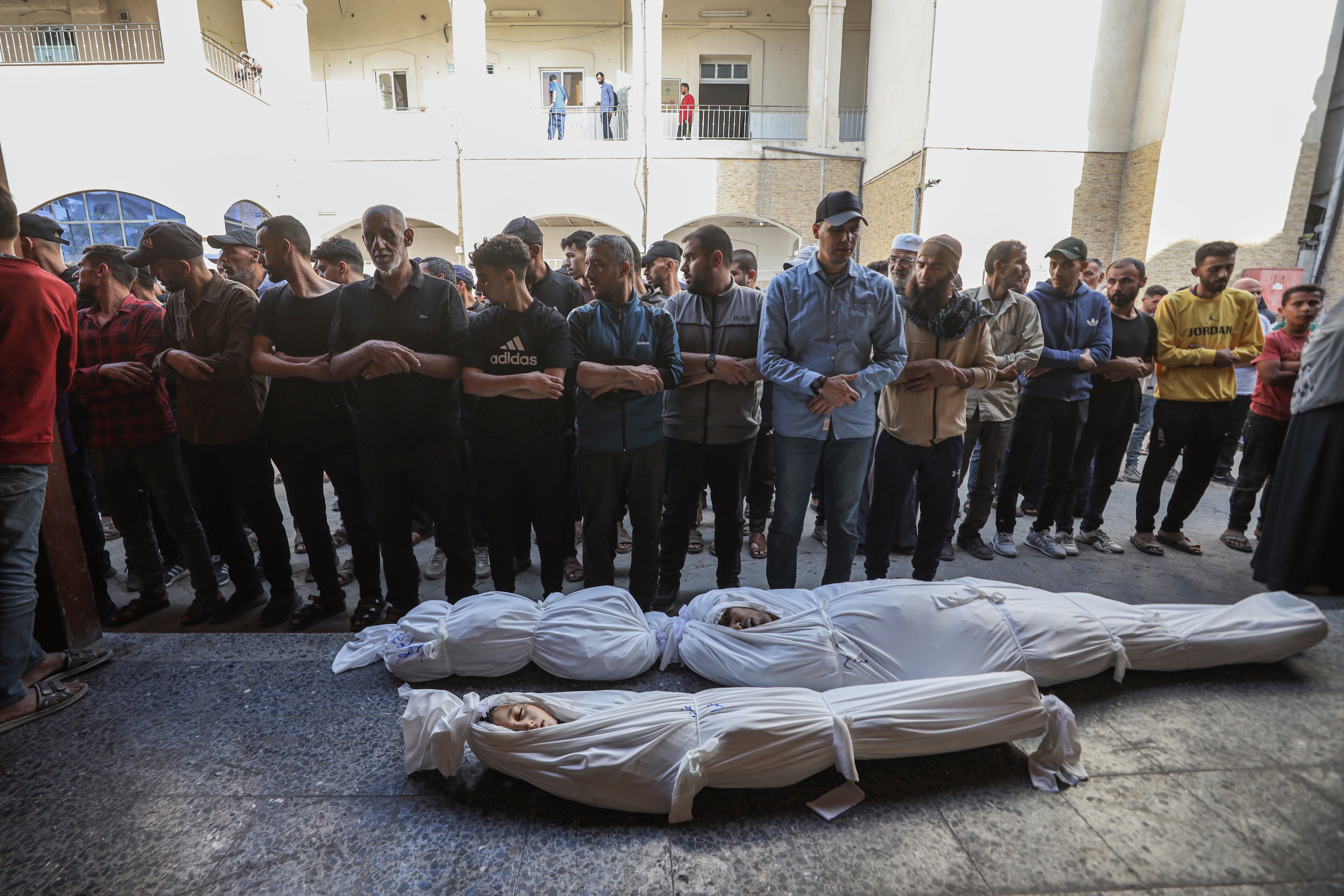 Nueva masacre perpetrada por Israel en Gaza. (Photo by Abdalhkem Abu Riash/Anadolu via Getty Images)