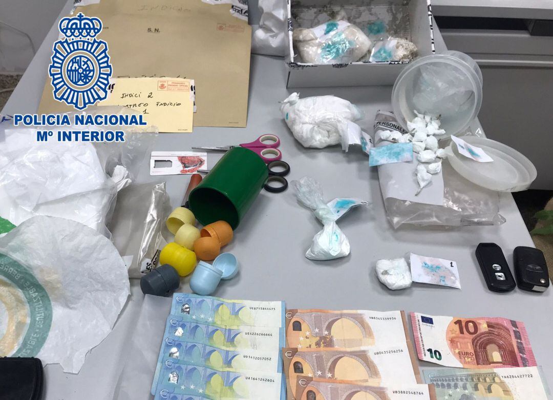 Incautades 800 dosis de cocaïna per vendre a les festes de la nit de Cap d&#039;Any