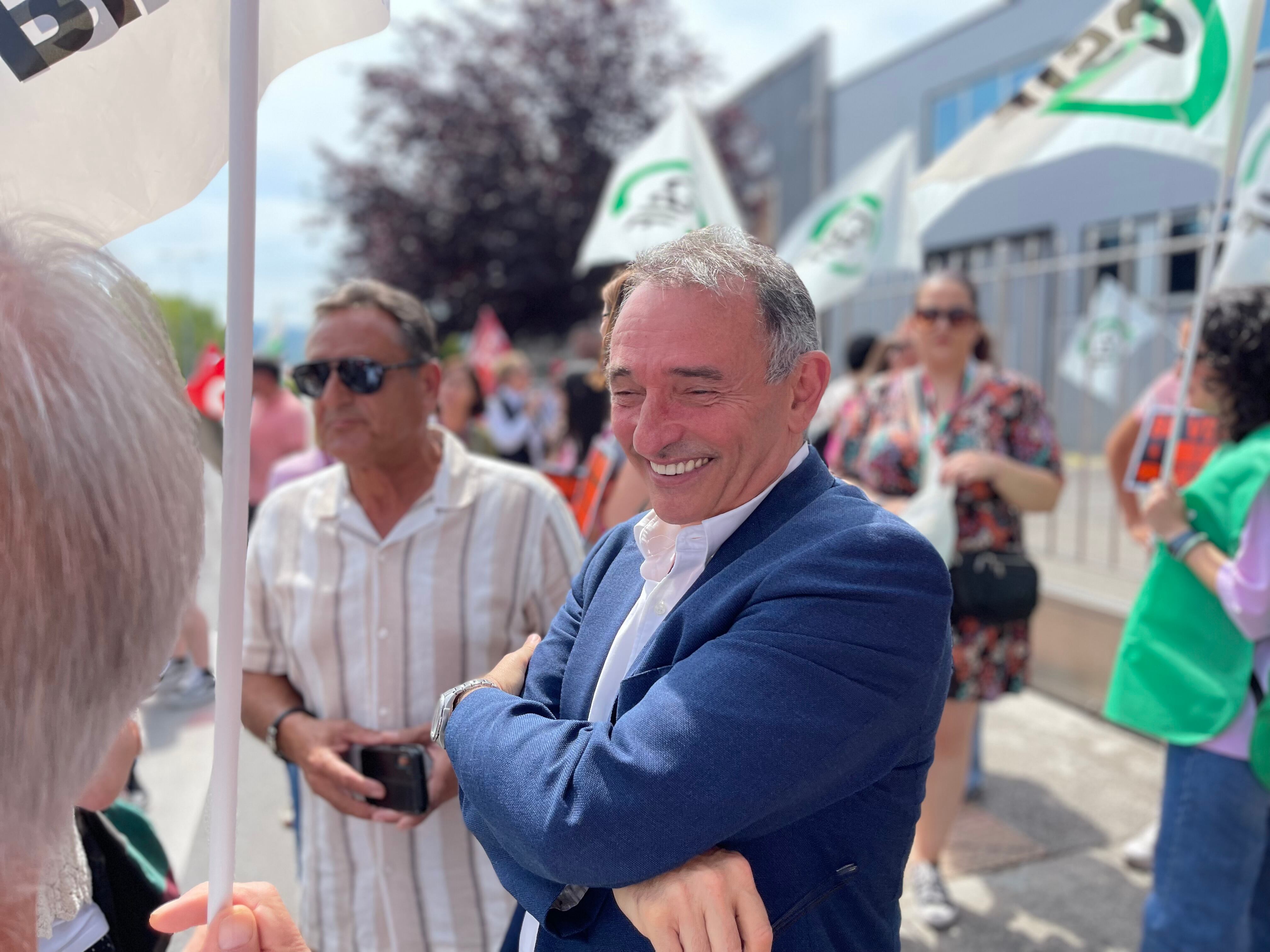 Enrique Santiago, diputado de Sumar, en la concentración