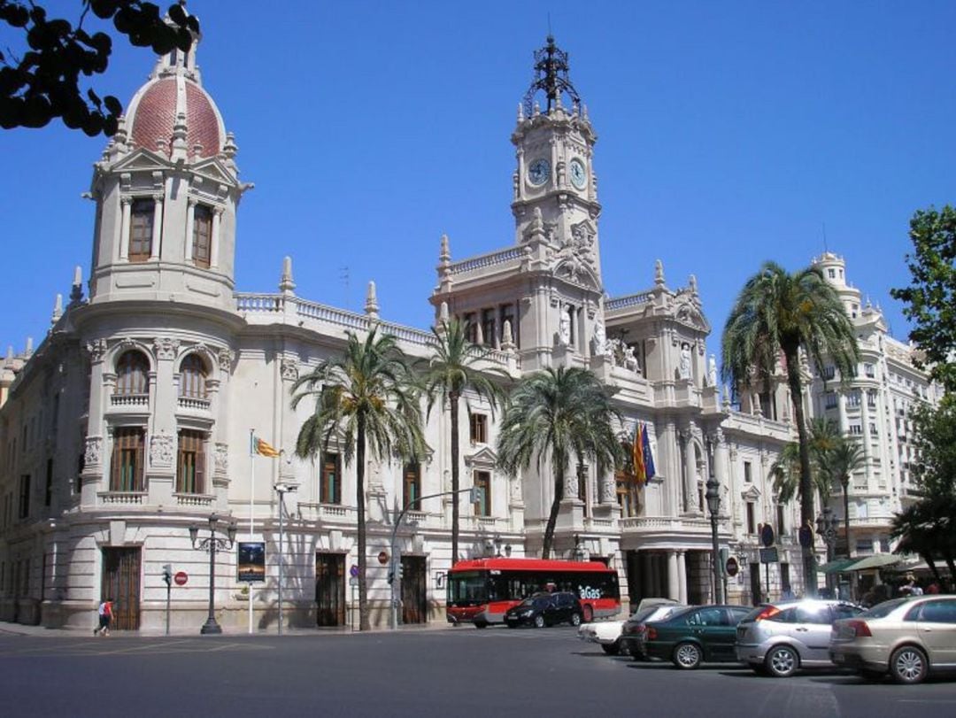 Fachada del Ayuntamiento de València