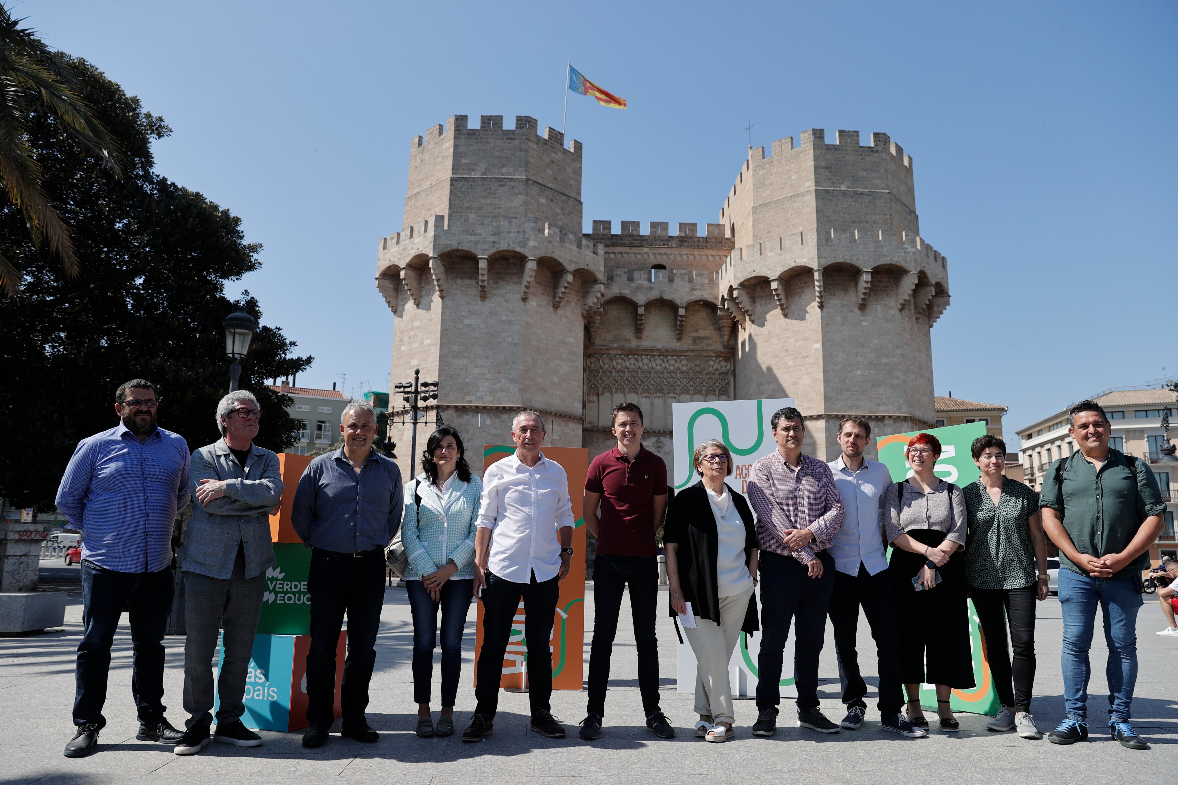 Compromís, Más País, Més por Mallorca, Verdes Equo y la Chunta Aragonesista firman el &quot;Acuerdo del Turia&quot;, una alianza de estas cinco formaciones políticas de izquierdas para &quot;continuar tejiendo un espacio de colaboración&quot;, con participación de Íñigo Errejón, portavoz de Más País en el Congreso; Joan Baldoví, portavoz de Compromís en la Cámara baja; Vicenç Vidal, senador de Més per Mallorca; Joaquín Palacín, presidente de la Chunta Aragonesista; y Silvia Mellado, portavoz de Verdes Equo, entre otros.