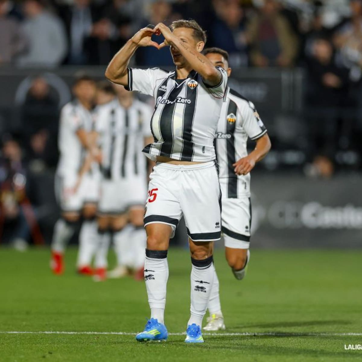 Rubi se carga el partido: el Almería juega cuando le da la gana