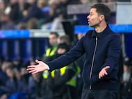 Xabi Alonso durante el partido de liga contra el Alavés