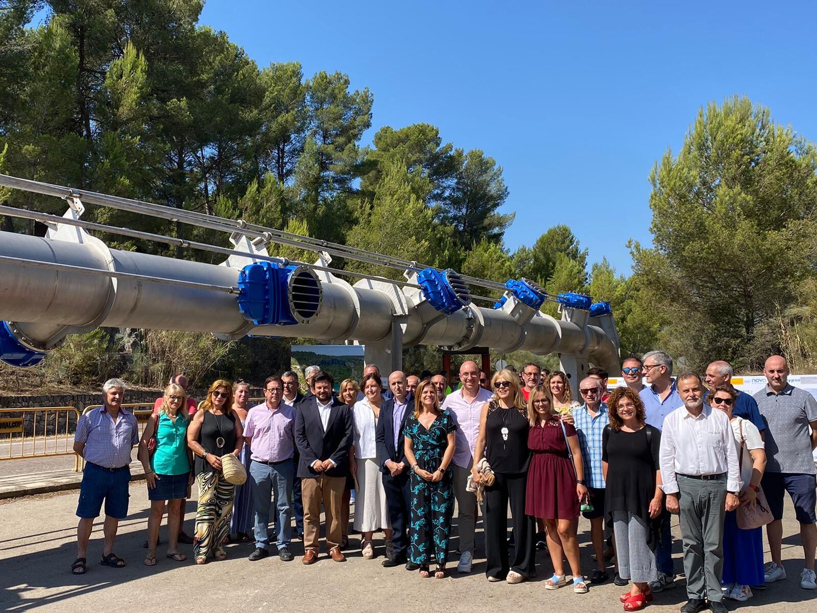 Pilar Bernabé en la seua visita a Bellús