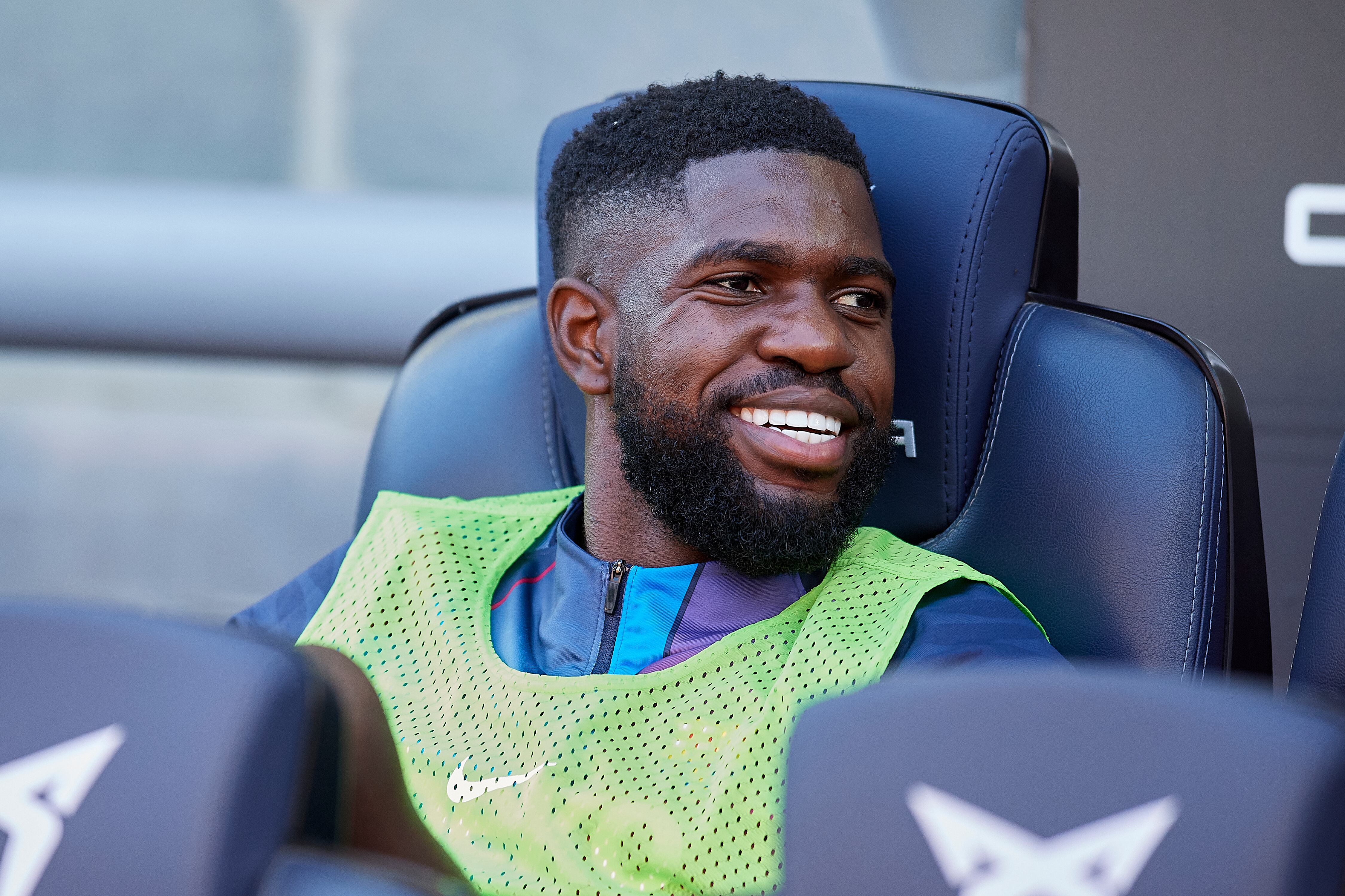 Samuel Umtiti en el banquillo del Barça cuando era jugador