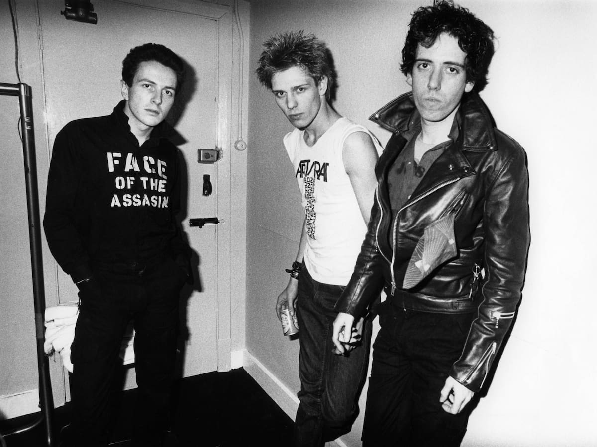 The Clash y la insubordinación de los chavales ingleses