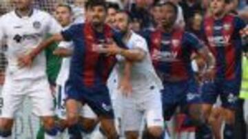 El Huesca resucita y decidirá el Coliseum