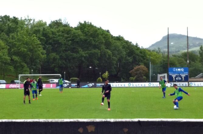 La plantilla realista se ejercita esta mañana en Zubieta tras clasificarse para Europa matemáticamente.