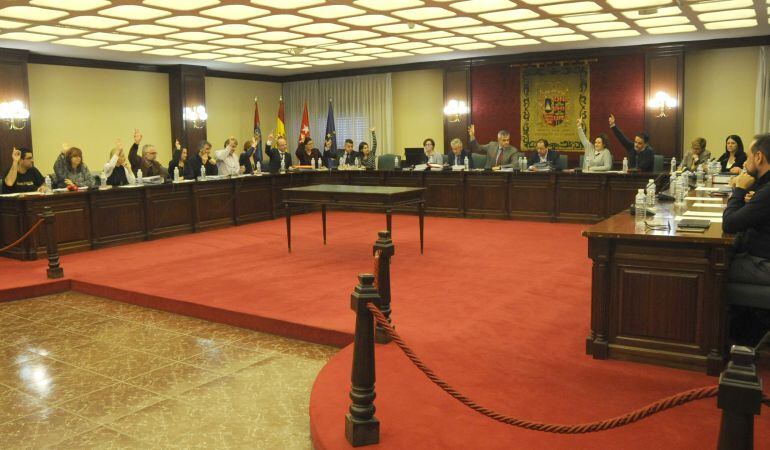 Pleno de presupuestos en el Ayuntamiento de Móstoles
