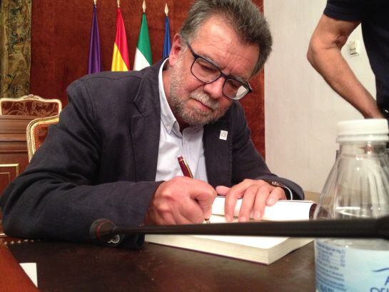 José Luis Casas, el autor de &quot;Amazonas de la República&quot;