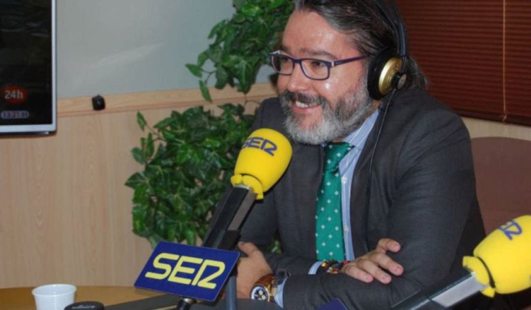 Borja Gutiérrez, exalcalde de Brunete, en los estudios de Ser Madrid Oeste (foto de archivo)