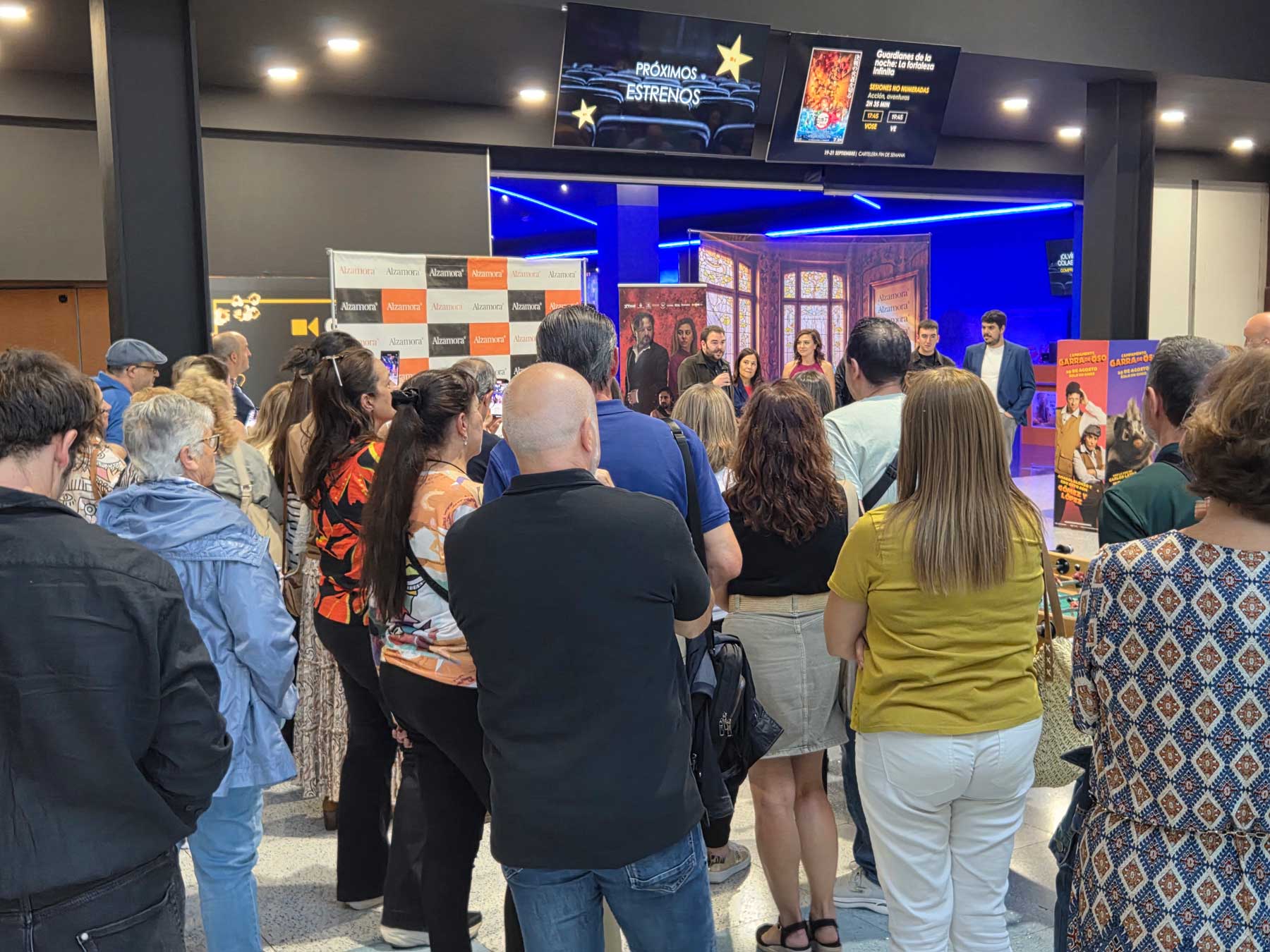 Han sido numerosos los asistente a este primer pase del corto &#039;Sombras de redención&#039; en el Cine BIC