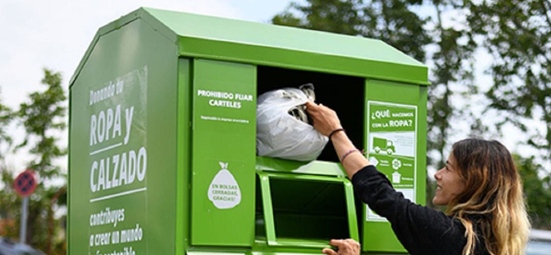 La zona norte de Madrid logra reciclar un millón de prendas de ropa