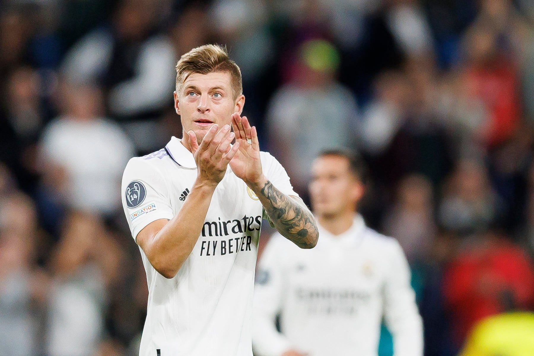 MADRID, SPAIN - NOVEMBER 02: Toni Kroos of Real Madrid celebrate after winning the UEFA Champions League group F match between Real Madrid and Celtic FC at Estadio Santiago Bernabeu on November 2, 2022 in Madrid, Spain. (Photo by Berengui/DeFodi Images via Getty Images)