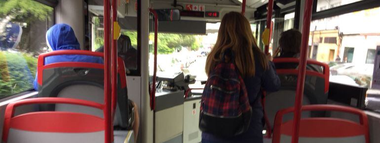 Interior bus urbano