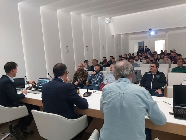 Imagen de la presentación en la sala de actos de la Fundación Mutua Levante