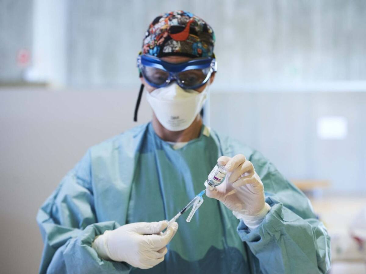 Salud Pública abre la vacunación desde los 12 años y fija los tres grupos de edad que faltan por inmunizar