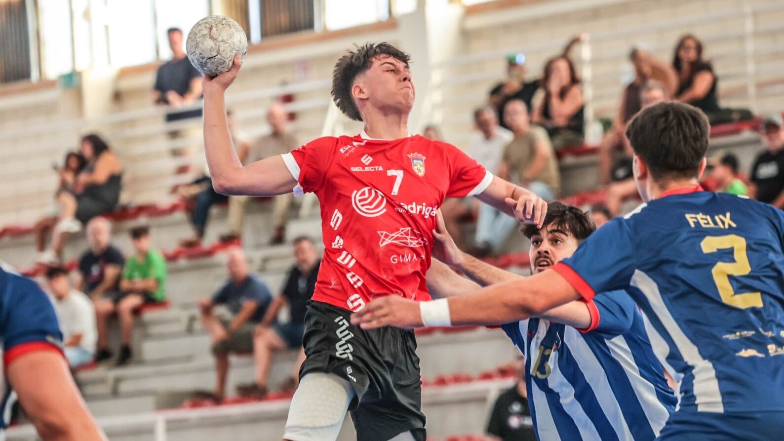 El Elda - C.E.E. tuvo la victoria al alcance de la mano en la pista del Levante Marni