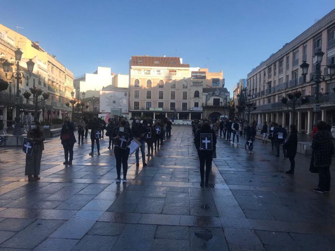 Los comerciantes piden ayudas que palíen la difícil situación que están atravesando