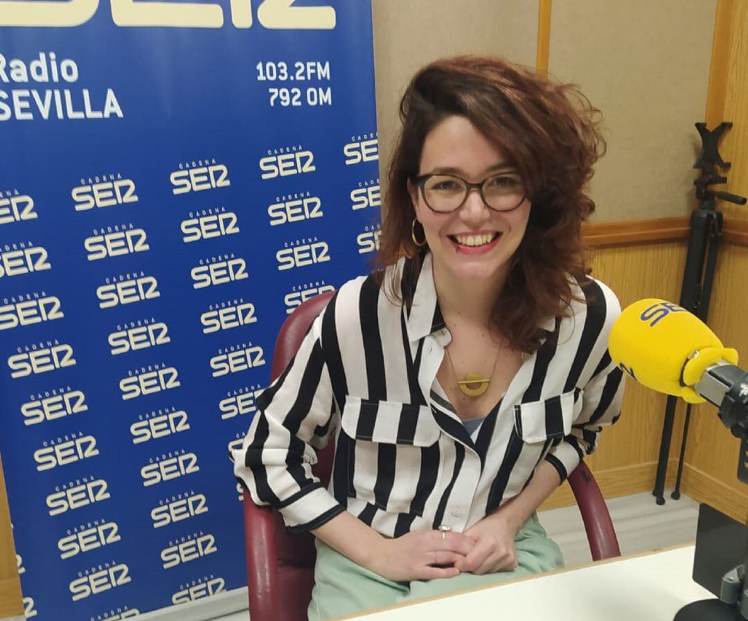 Ilu Ros en los estudios de Radio Sevilla