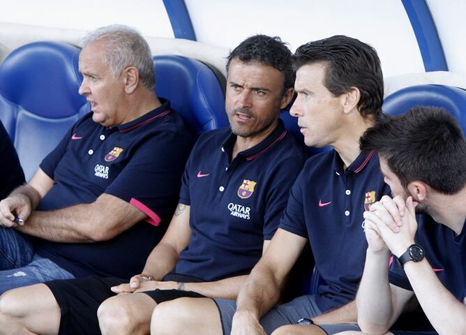 El entrenador del FC Barcelona, Luis Enrique, durante el partido del Trofeo Colombino ante el Recreativo de Huelva