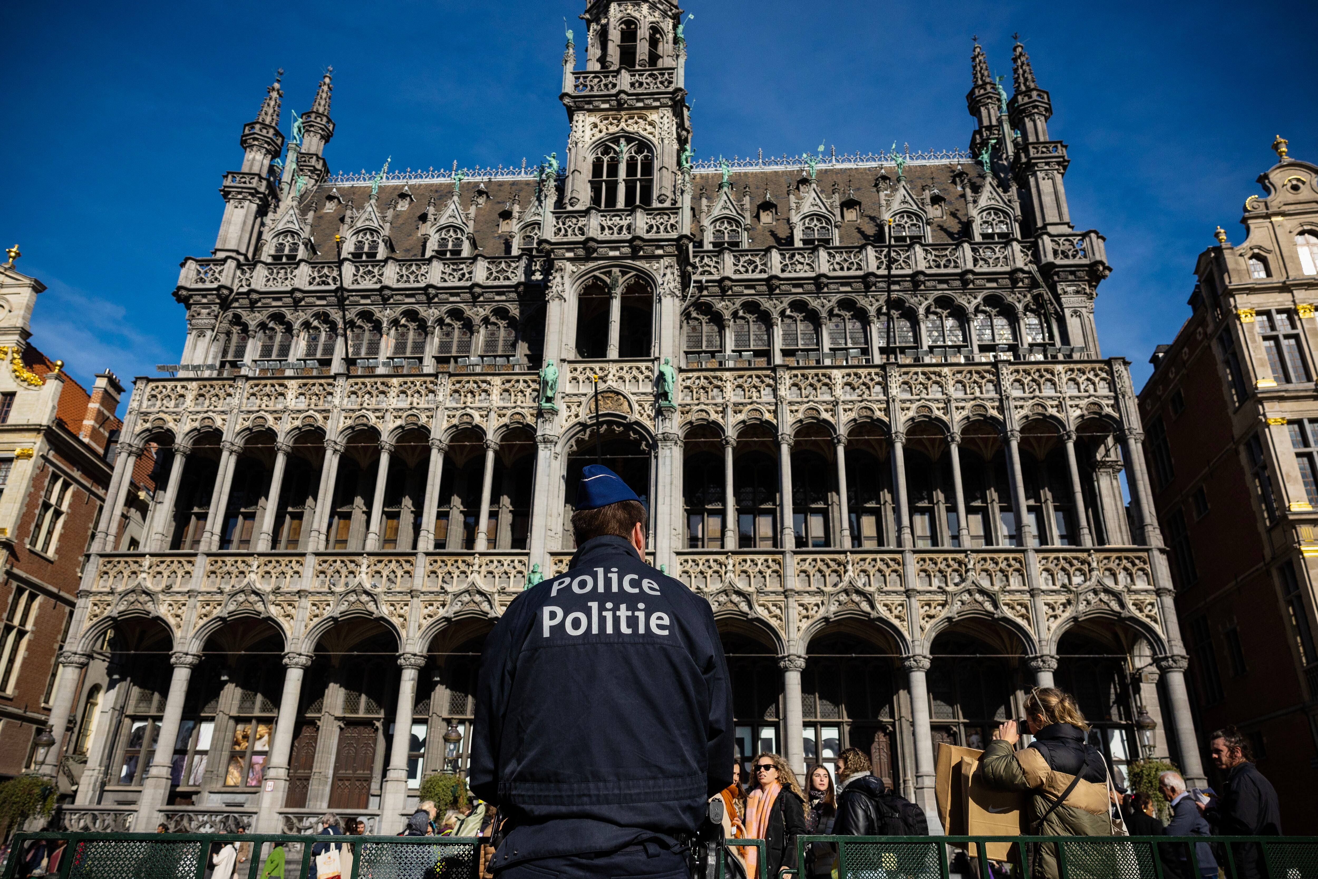 Policía en el centro de Bruselas