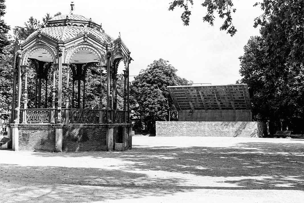 Templete que desapareció en el Salón