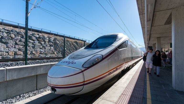 El PSN considera que "la conexión con Europa es fundamental para seguir avanzando en la internacionalización de las empresas, la exportación de mercancías y la movilidad de las personas"