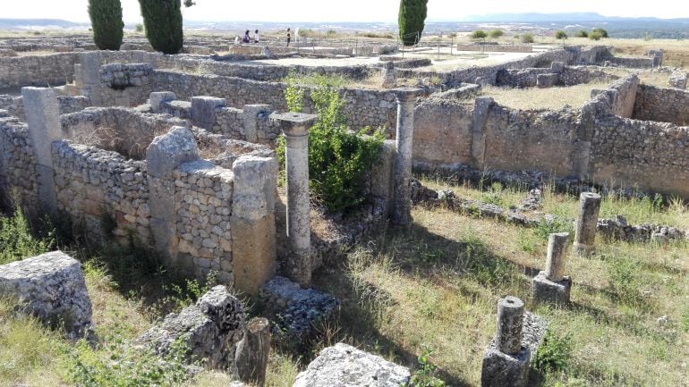 El yacimiento de la ciudad romana de Clunia se someterá a una segunda fase de intercención en los próximos años