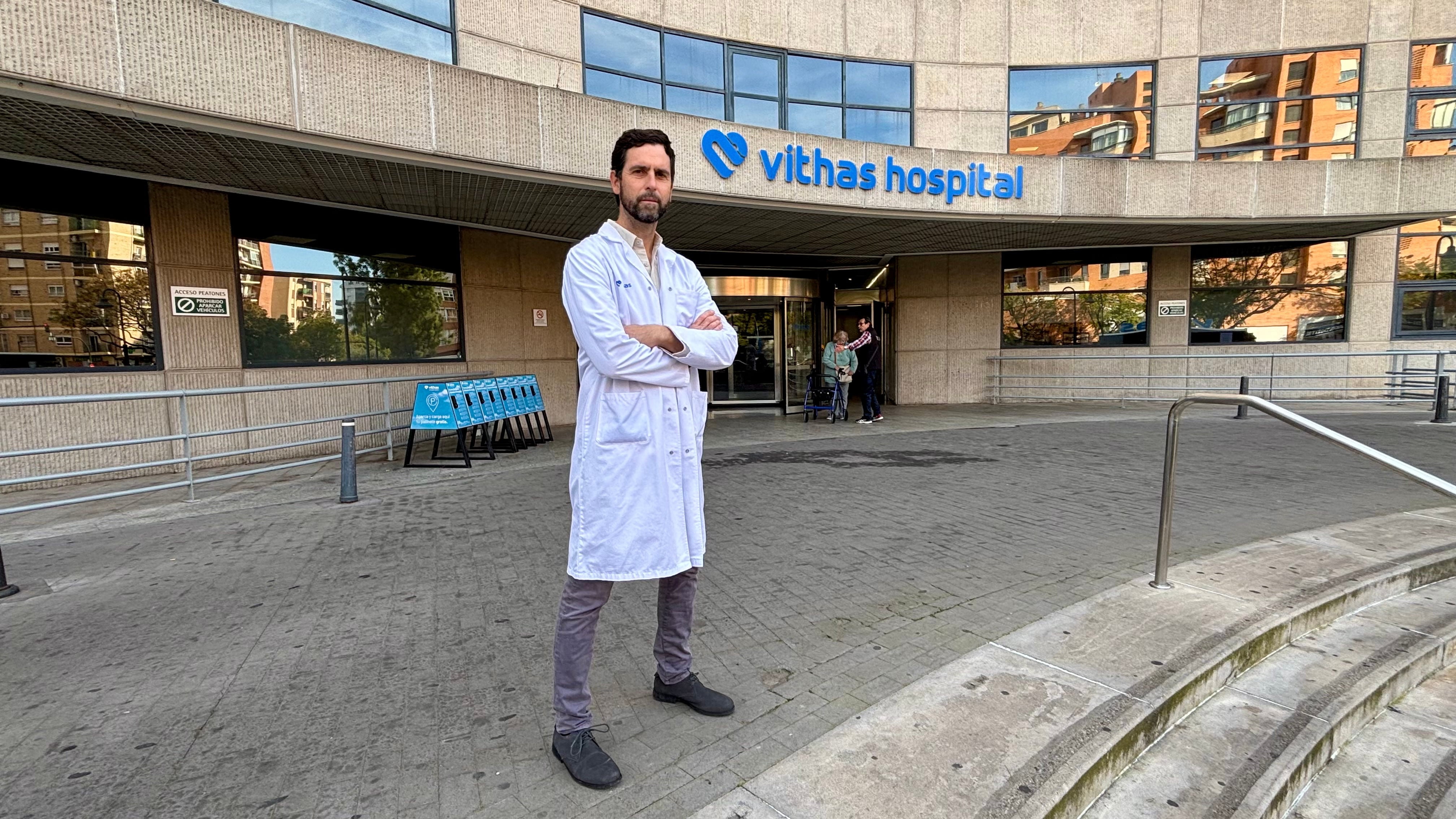 Marcos Bruna, cirujano general y del aparato digestivo del Hospital Vithas Valencia 9 de Octubre