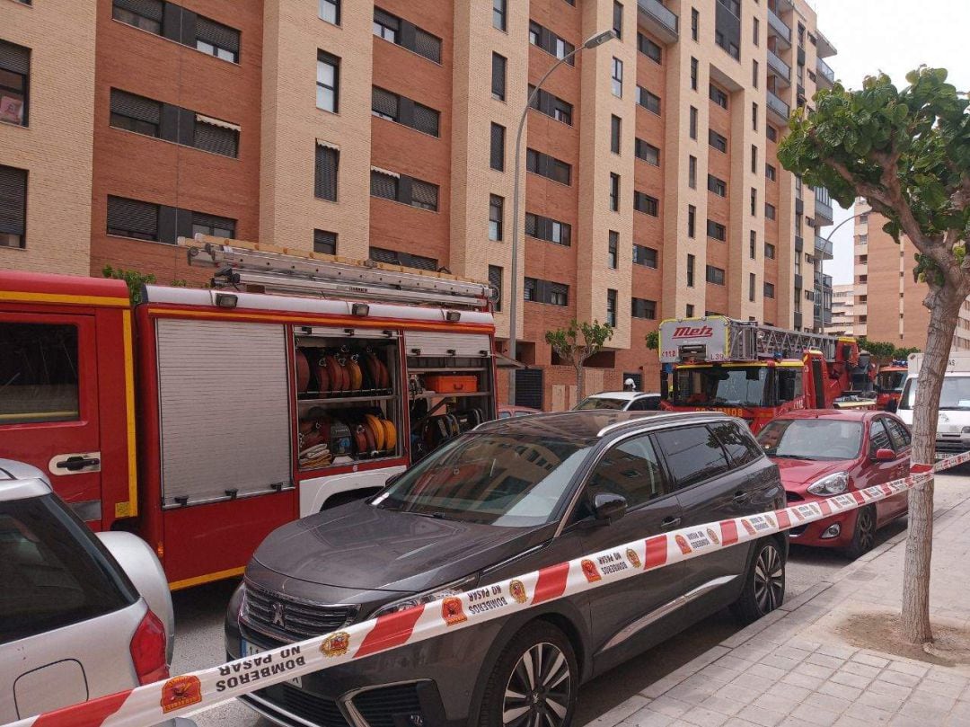 Bomberos del SPEIS en un incendio