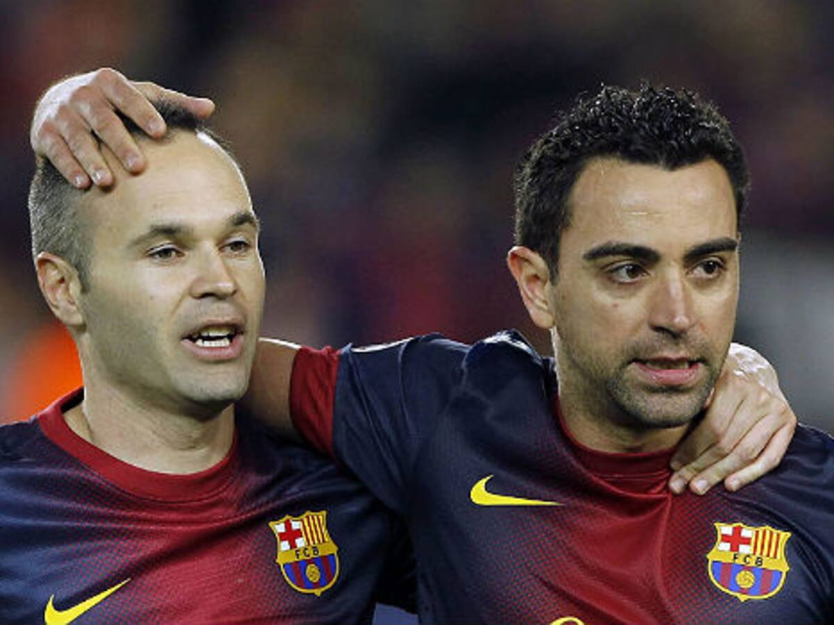 El Barça entrena sin Iniesta pero con Alba
