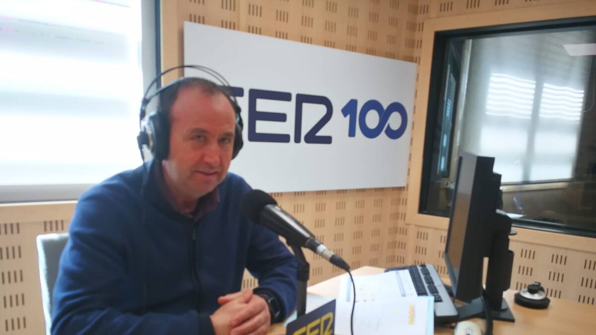 La temporada turística triplica las llamadas que recibe desde Ibiza el teléfono de emergencias 112