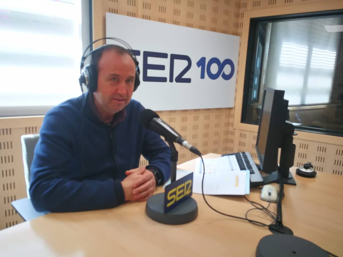 La temporada turística triplica las llamadas que recibe desde Ibiza el teléfono de emergencias 112