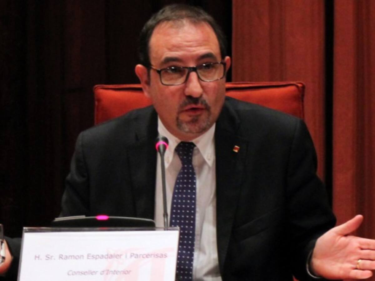 Interior farà pagar als clubs de futbol el desplegament de Mossos als partits d'alt risc