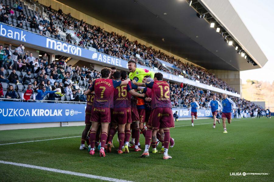 Los jugadores del Dépor celebran el 2-3 en Zubieta | Foto: LaLiga