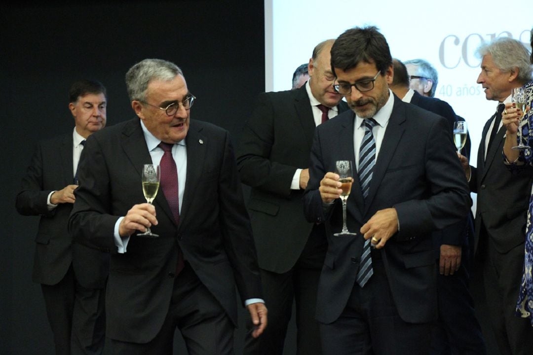 Àngel Ros i Jordi Cinca, durant l'acte de celebració de la Hispanitat organitzat per l'Ambaixada espanyola