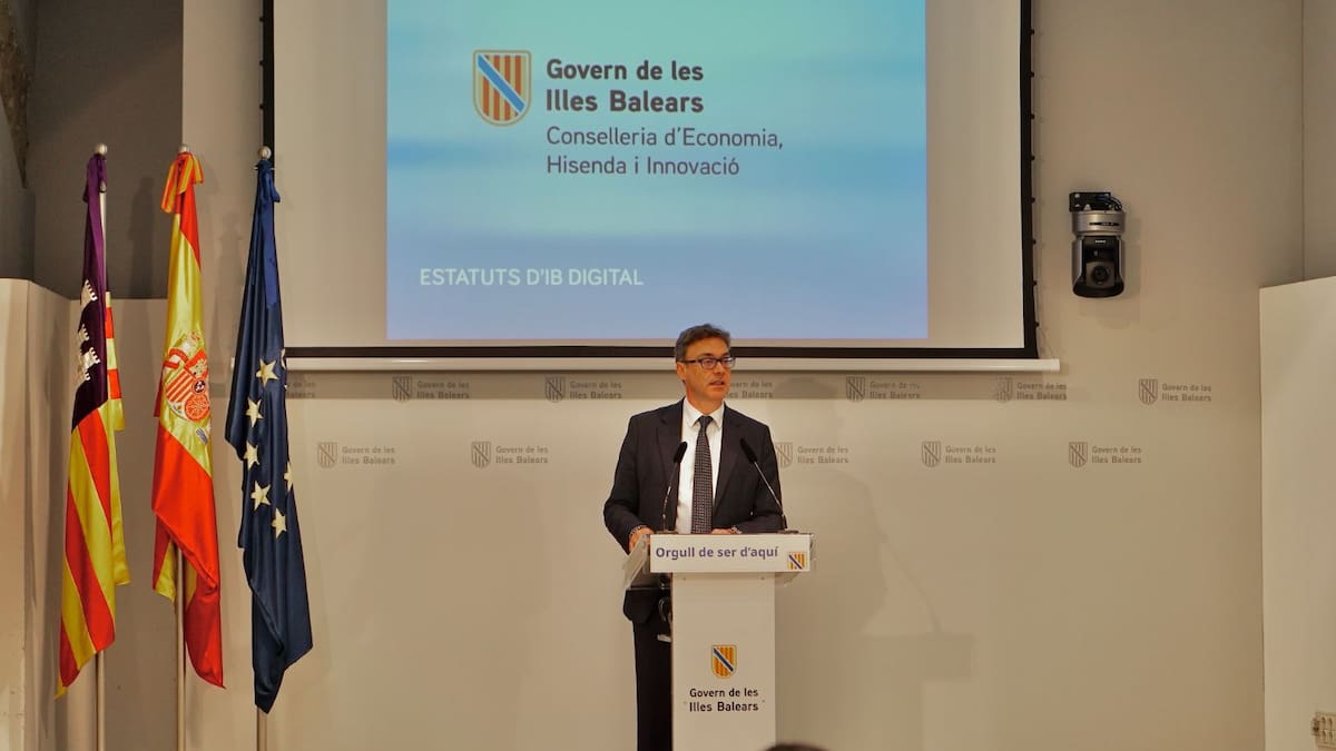 Formentera recibe la mitad de los 7,8 millones del Gobierno central para menores migrantes