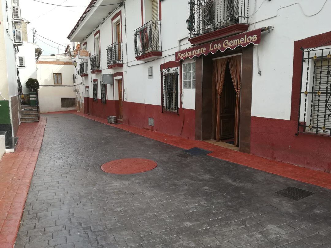 Los hosteleros de las pedanías piden peatonalizar calles para poder sacar mesas